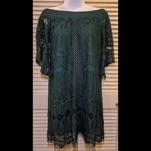 Emerald Green Off-Shoulder Lace Dress - Small